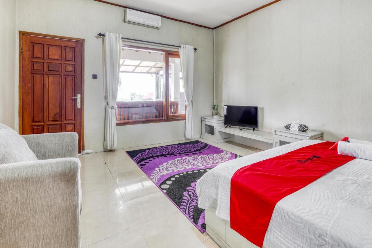 Reddoorz Plus @ Purwodadi Pasuruan Kültér fotó